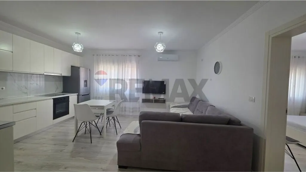 Apartment 1+1 for rent in Albano dhe Romina, Vlorë, 60 m². Photo 1 of 12