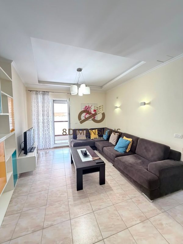 Appartamento 2+1 in vendita a Kompleksi Magnet, Tirana, 94 m²