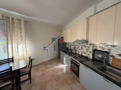 Apartament 2+1 me qera në spitalit Hygea, Tiranë, 104 m². Foto 4 nga 7