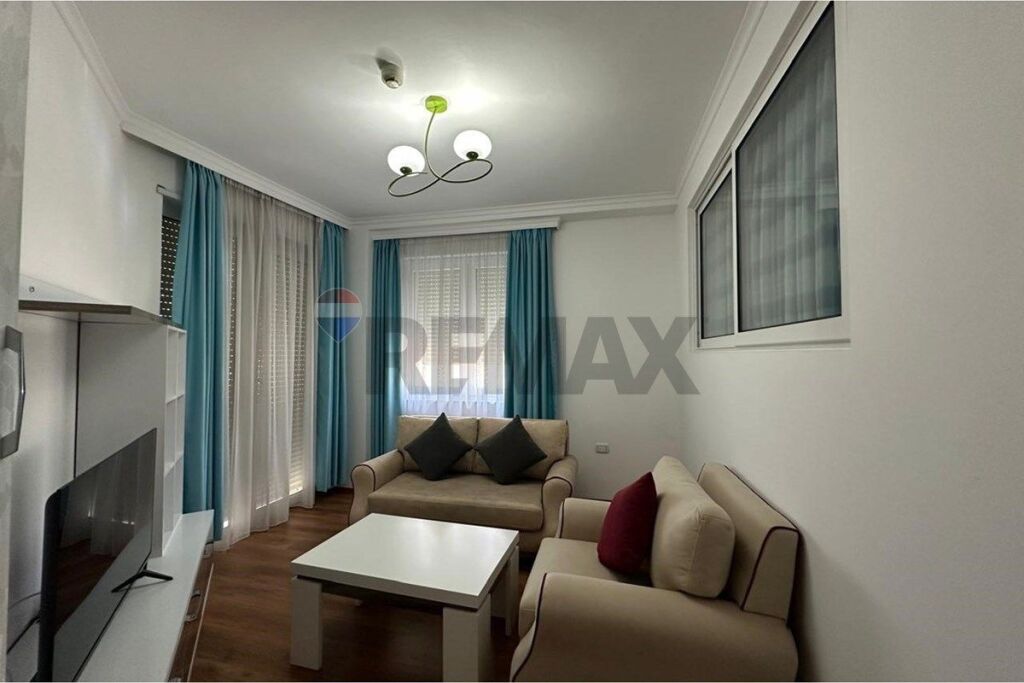 Appartamento in vendita a Farkë, Tirana, 82 m². Foto 1 di 3