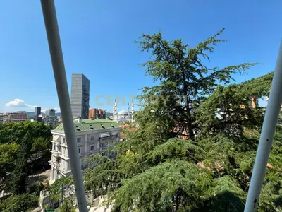 Appartamento 2+1 in affitto a Parlamenti, Tirana, 100 m². Foto 9 di 12