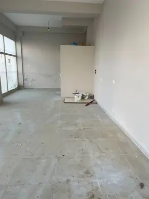 Ambient biznesi në shitje në Tregu Industrial, Durrës, 58 m². Foto 3 nga 6