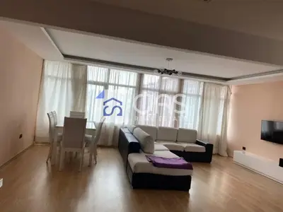 Apartment 2+1 for rent in Blloku, Tirana, 140 m². Photo 2 of 7