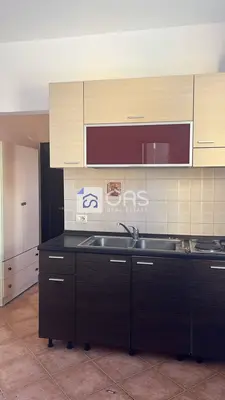 Garsoniere me qera në Siri Kodra, Tiranë, 35 m². Foto 1 nga 3