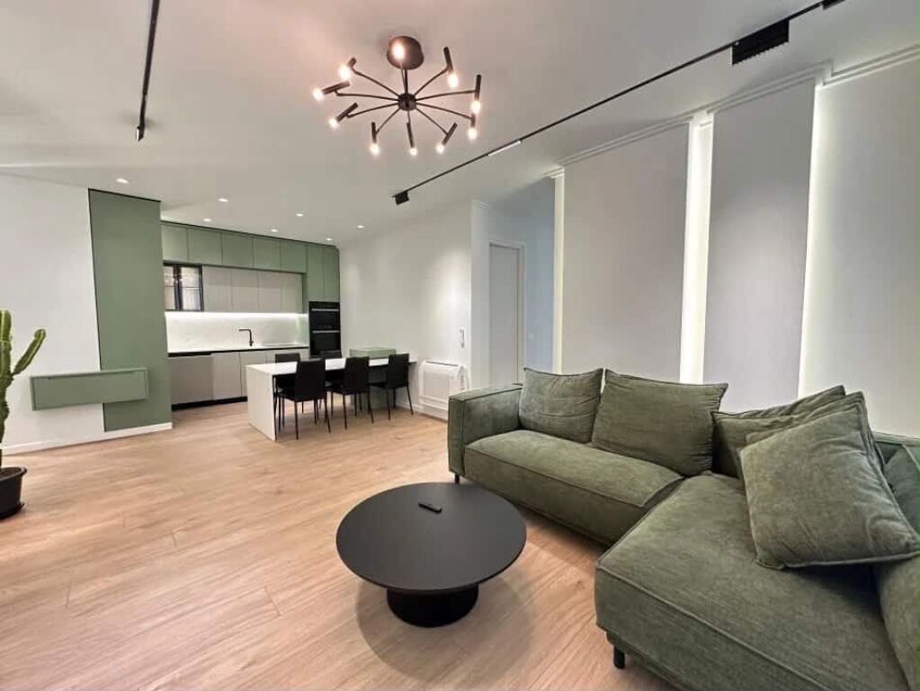 Appartamento in affitto a Liqeni i Thatë, Tirana, 145 m². Foto 2 di 3