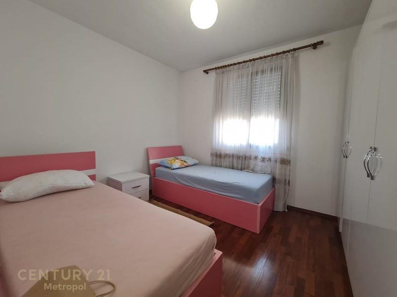 Apartament 2+1 me qera në Rruga Him Kolli, Tiranë, 82 m². Foto 5 nga 7