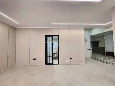 Zyrë në shitje në Ish Kombinati, Vlorë, 121 m². Foto 4 nga 10