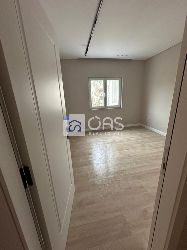 Apartament 3+1 me qera në Don Bosko, Tiranë, 123 m²