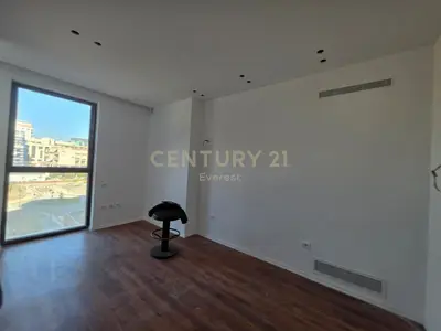 Ufficio in affitto a Rruga e Elbasanit, Tirana, 173 m². Foto 4 di 7