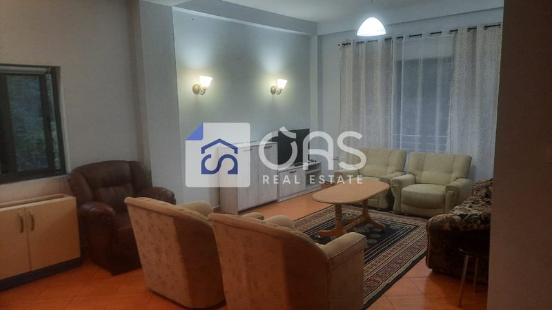 Apartament 3+1 me qera në Qyteti Studenti, Tiranë, 148 m²