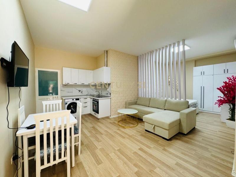 Apartament me qera në Rruga e Dibrës, Tiranë, 50 m²