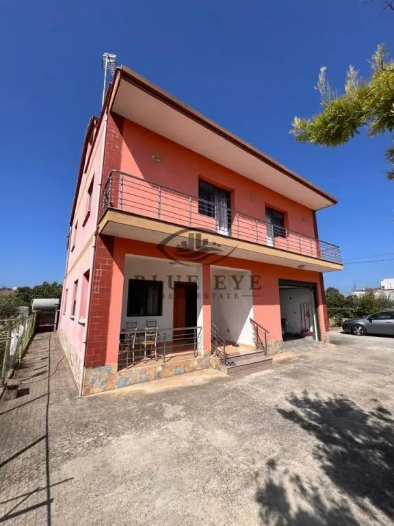 Vilë në shitje në Xhafzotaj, Durrës, 1 000 m²