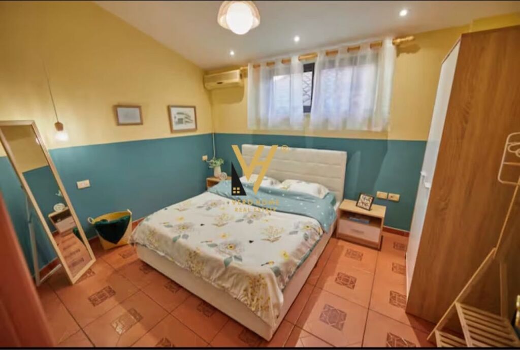 Apartament 2+1 me qera në Blloku, Tiranë, 80 m². Foto 3 nga 3