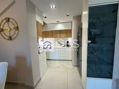 Apartament 2+1 me qera në Rruga Marie Logoreci, Tiranë, 120 m². Foto 5 nga 8
