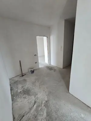 Apartament 3+1 në shitje në Rruga Karl Gega, Tiranë, 141 m². Foto 3 nga 7