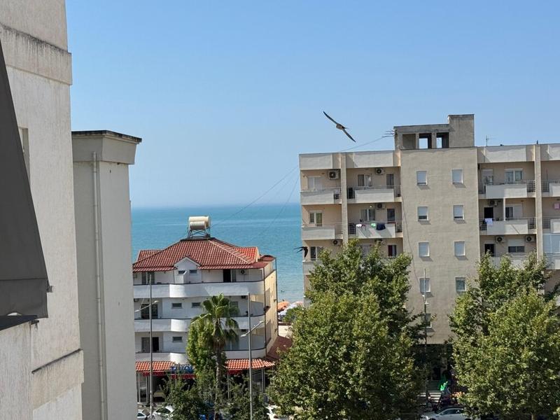 Apartament 1+1 në shitje në Plazh, Durrës, 46 m². Foto 2 nga 6