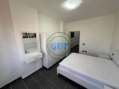 Apartament 1+1 me qera në Rruga Rrota e Kuqe, Durrës, 70 m². Foto 5 nga 10