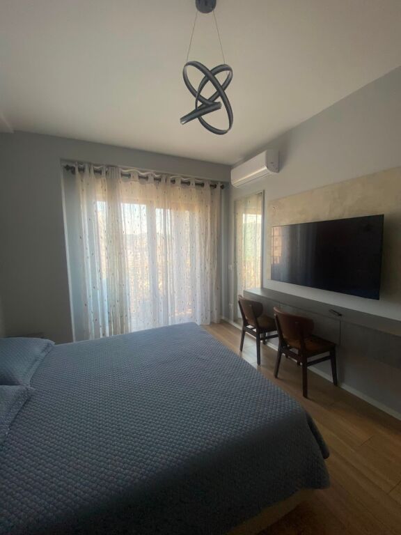 Appartamento 3+1 in affitto a Rruga e Kavajës, Tirana, 158 m². Foto 3 di 3