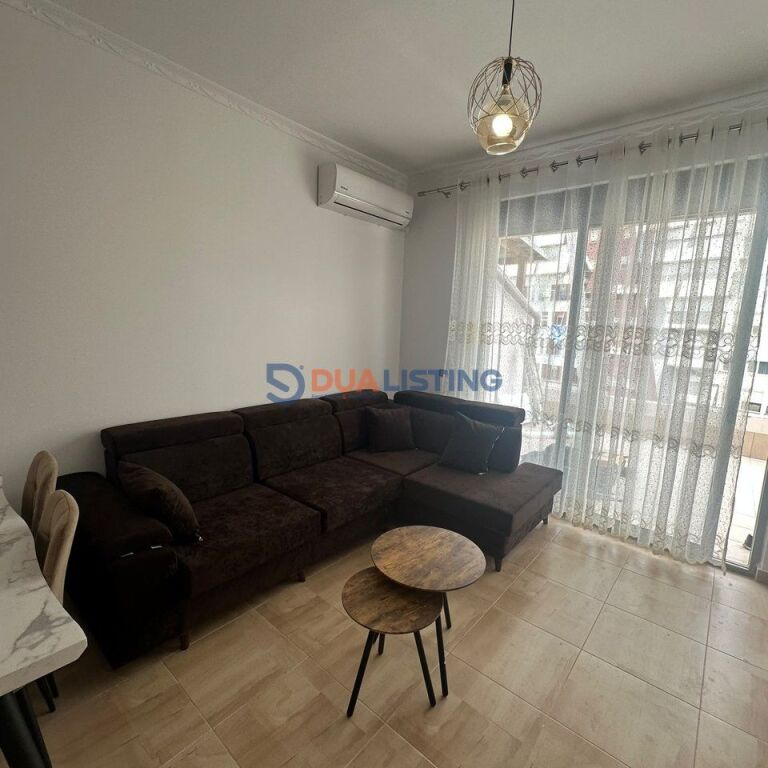 Apartment 3+1 for rent in Brryli, Tirana, 165 m². Photo 2 of 3