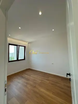 Apartament 1+1 në shitje në Rruga Irfan Tomini, Tiranë, 55 m². Foto 2 nga 4