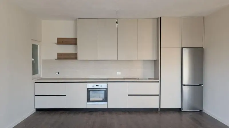 Appartamento in affitto a Rruga Jordan Misja, Tirana, 100 m²