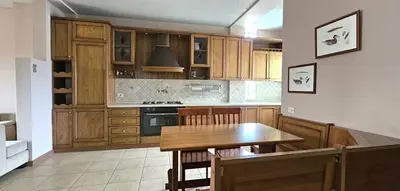 Apartament 2+1 me qera në Rruga e Durrësit, Tiranë, 120 m². Foto 5 nga 12