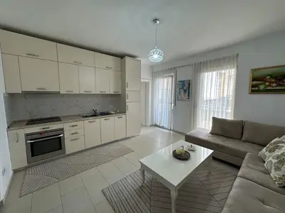 Appartamento 1+1 in affitto a Plazh, Durazzo, 70 m². Foto 1 di 8