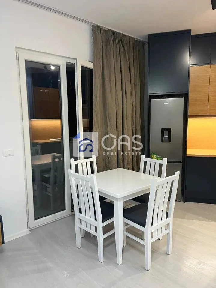 Apartament 1+1 me qera në Astir, Tiranë, 70 m². Foto 1 nga 5