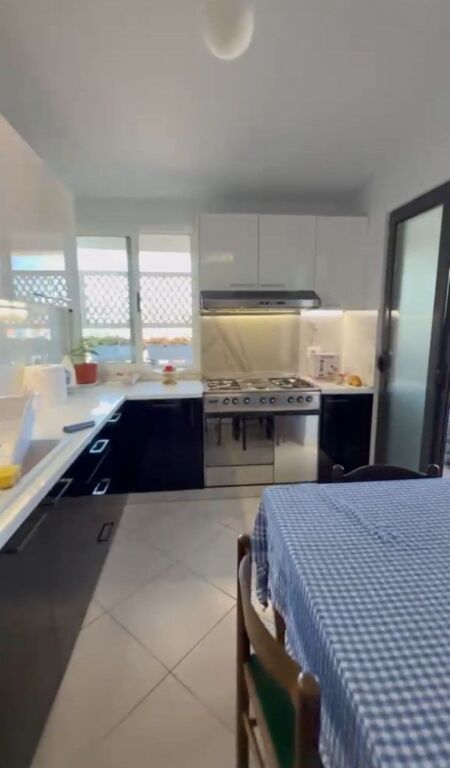Apartment 2+1 for sale in Yzberisht, Tirana, 98 m². Photo 2 of 3
