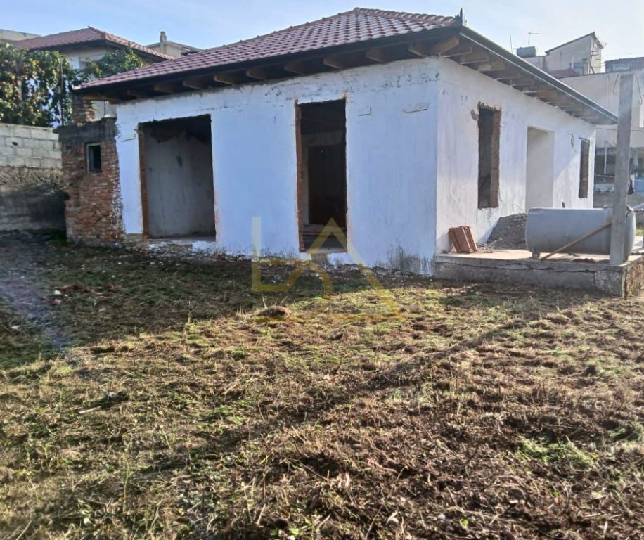Shtëpi private në shitje në Shkallnur, Durrës, 72 m². Foto 1 nga 5