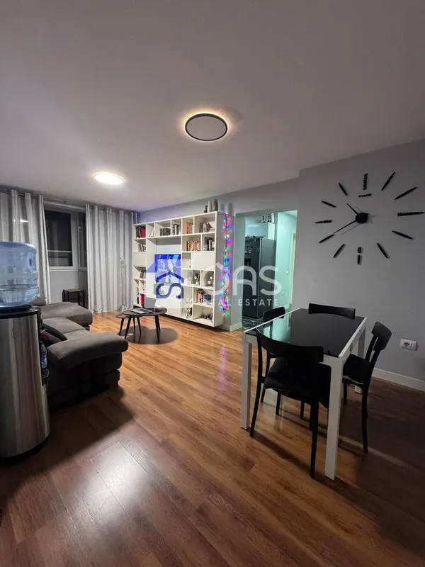 Apartment 2+1 for rent in Blloku, Tirana, 97 m²