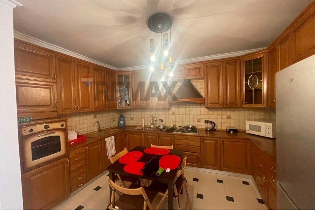 Apartment for rent in Komuna e Parisit, Tirana, 132 m². Photo 2 of 3