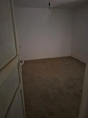 Apartament 3+1 në shitje në Xhamia Cfakë, Gjirokastër, 90 m². Foto 3 nga 3