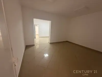 Commercial space for sale in Shkolla e Baletit, Tirana, 306 m². Photo 6 of 8