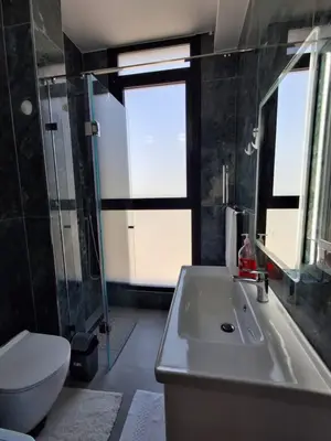 Apartment for rent in Rruga Pelivan Leskaj, Vlorë, 90 m². Photo 2 of 12