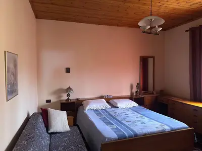 House for rent in Rruga 1 Maj, Fier, 100 m². Photo 5 of 8