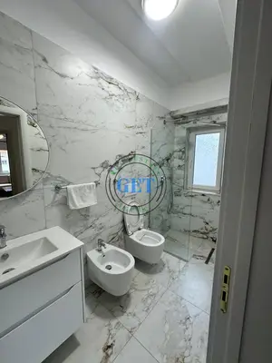 Apartament 3+1 në shitje në Tregu i Fruta-Perimeve, Durrës, 120 m². Foto 10 nga 12