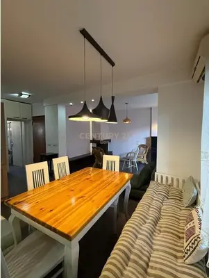 Apartment for sale in Rruga Mujo Ulqinaku, Durrës, 97 m². Photo 2 of 12