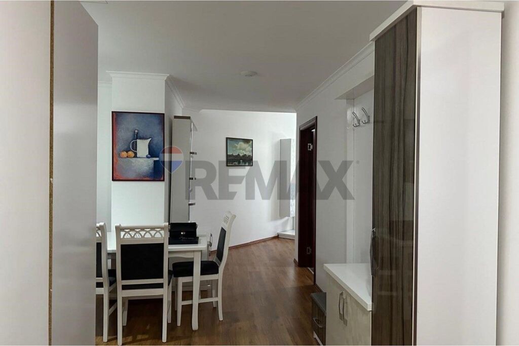 Appartamento in vendita a Farkë, Tirana, 82 m². Foto 2 di 3