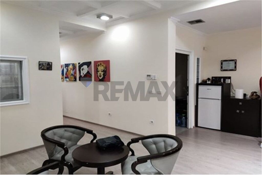 Commercial space for sale in Kopshti Botanik, Tirana, 166 m². Photo 3 of 3