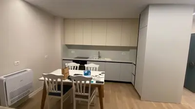 Apartament 1+1 me qera në Jordan Misja, Tiranë, 60 m². Foto 6 nga 9