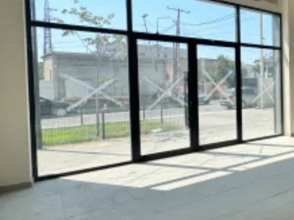 Commercial space for rent in Rruga Jordan Misja, Tirana, 147 m². Photo 2 of 3