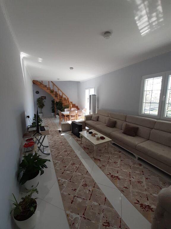 Vilë me qera në Rruga Idriz Shaba, Tiranë, 165 m². Foto 4 nga 8