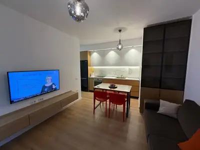 Apartament 2+1 në shitje në Ish Fusha e Aviacionit, Tiranë, 71 m². Foto 2 nga 9