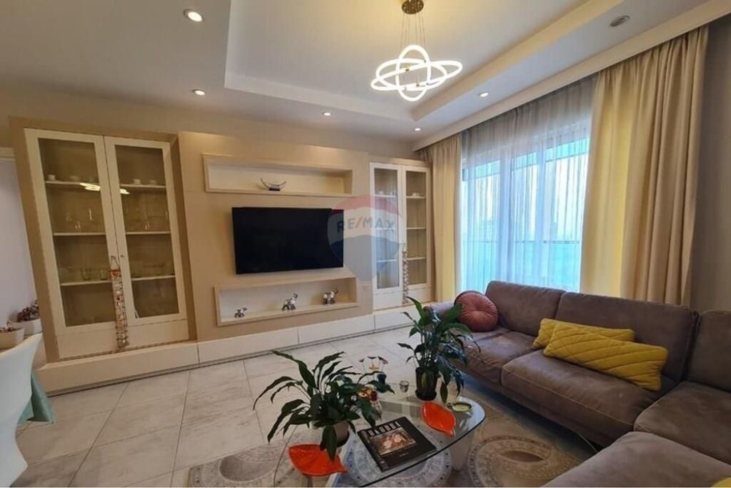 Apartment for sale in Ambasador 3, Tirana, 127 m². Photo 2 of 3