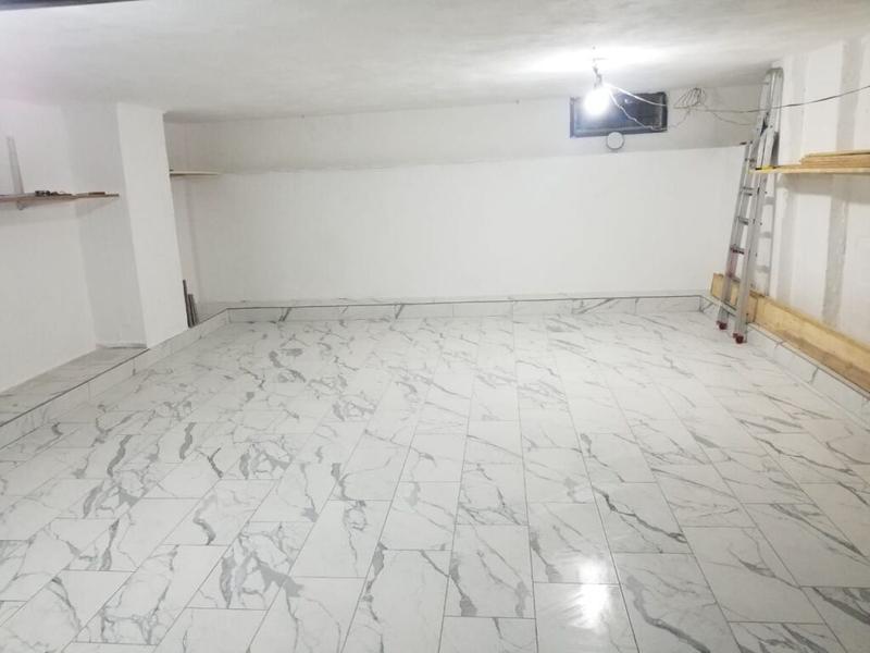 Garage in affitto a Rruga Neki Libohova, Durazzo, 30 m²