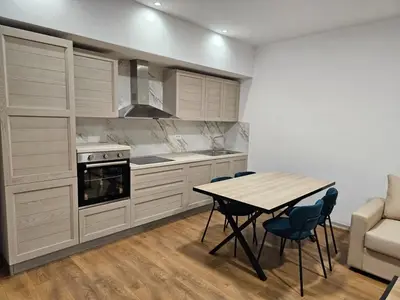Apartament 2+1 në shitje në Bulevardi Vlore-Skele, Vlorë, 129 m². Foto 2 nga 12