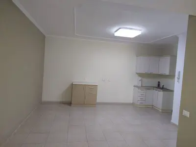 Ufficio in affitto a Rruga Perlat Rexhepi, Tirana, 100 m². Foto 3 di 6