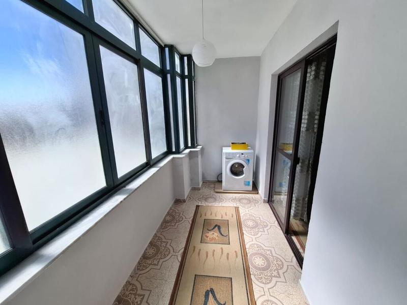 Apartament 2+1 me qera në Tregu i Përditshëm i Fruta Perimeve, Durrës, 90 m². Foto 8 nga 9