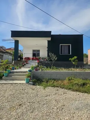 Shtëpi private në shitje në Rruga Bajram Tusha, Durrës, 660 m². Foto 10 nga 12